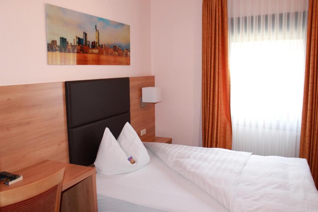 Hotel Huebler Франкфурт-на-Майне Экстерьер фото
